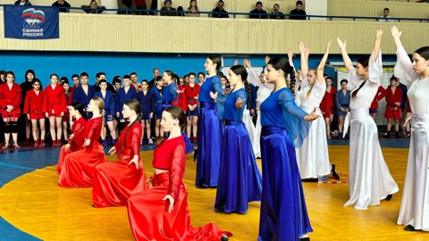 Сегодня в Шахтерске состоялось Республиканское первенство по самбо «Покорители космоса», посвященное Дню авиации и космонавтики 🏆.