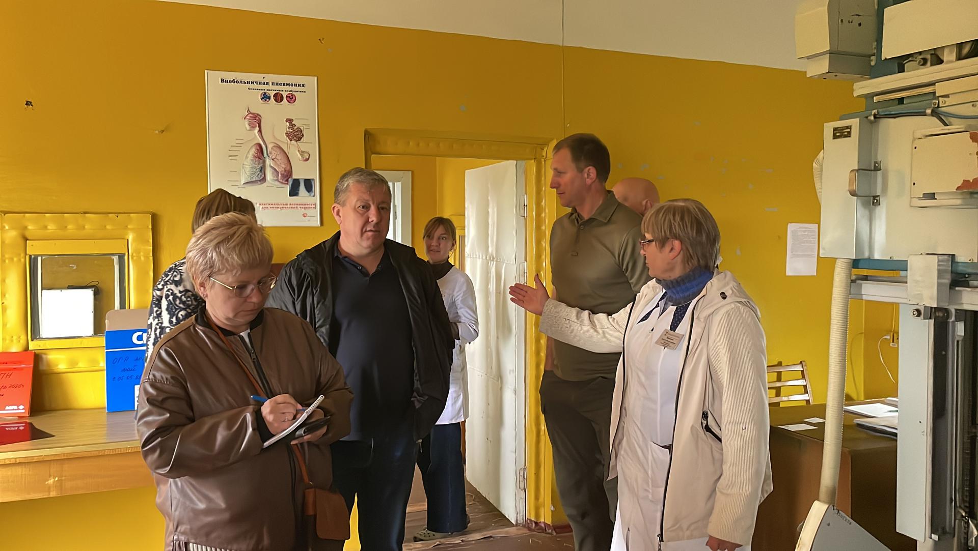 Сахалинская делегация оценила состояние Шахтерской ЦГБ и наметила планы помощи.