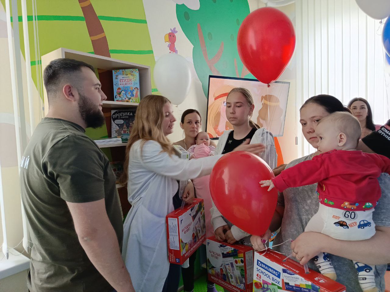 Шахтерск стал пятым по счету городом, в котором открылась детская игровая комната в больнице.