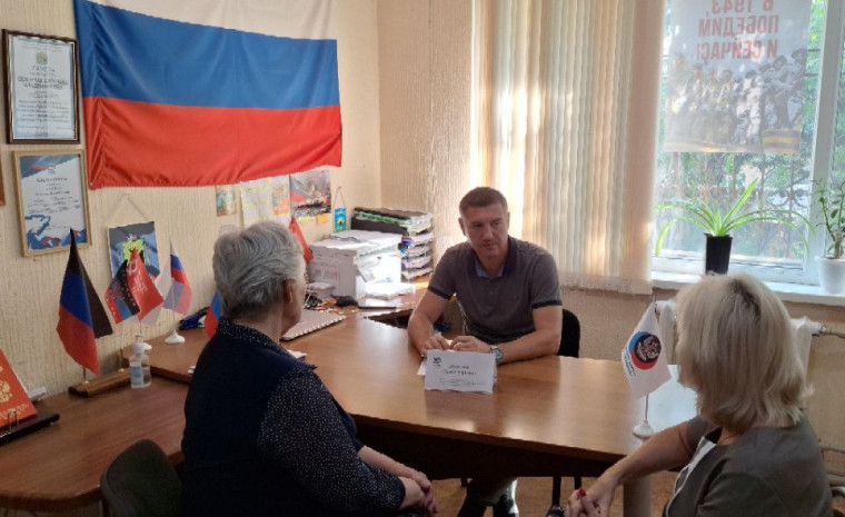 Сергей Лебедев ответил на вопросы жителей муниципального округа. Сергей Лебедев ответил на вопросы жителей муниципального округа.