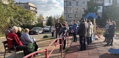 Глава муниципального образования ответил на вопросы жителей Ждановки. Глава муниципального образования ответил на вопросы жителей Ждановки.