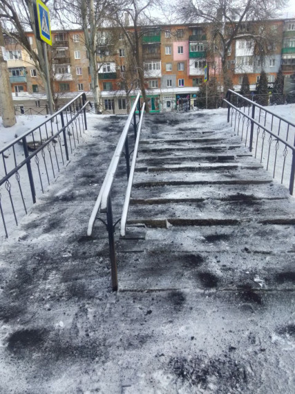 МУП "Коммунальник" обеспечивает безопасность жителей в зимний период. МУП "Коммунальник" обеспечивает безопасность жителей в зимний период.
