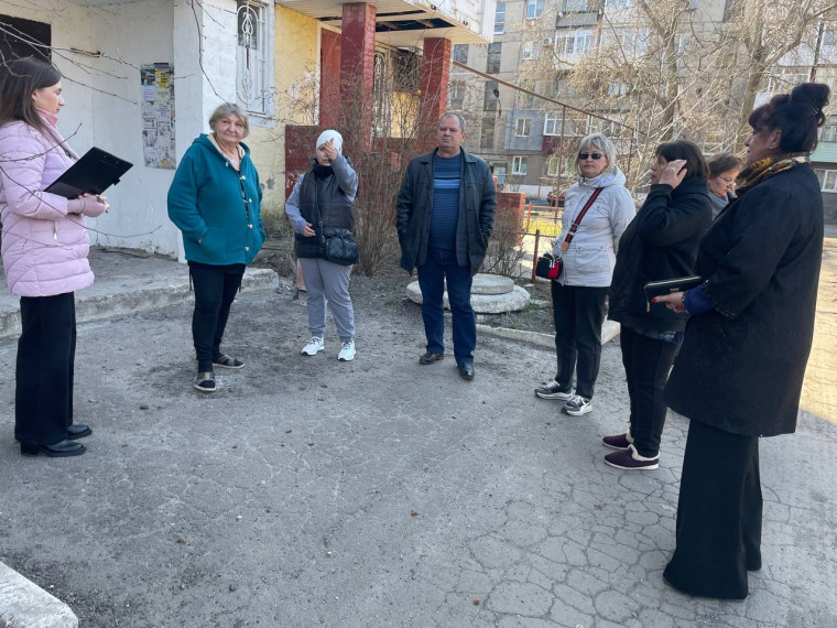 Встреча с населением. Встреча с населением.