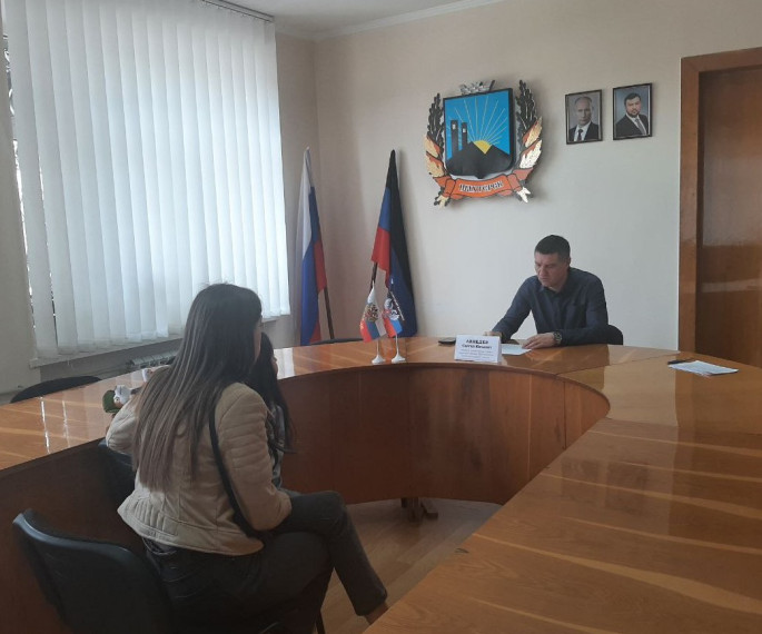 Личный прием граждан в администрации. Личный прием граждан в администрации.