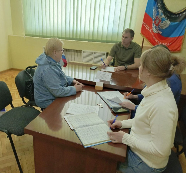 Глава округа ответил на вопросы шахтерцев. Глава округа ответил на вопросы шахтерцев.