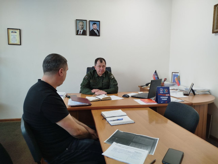Личный прием граждан в администрации. Личный прием граждан в администрации.