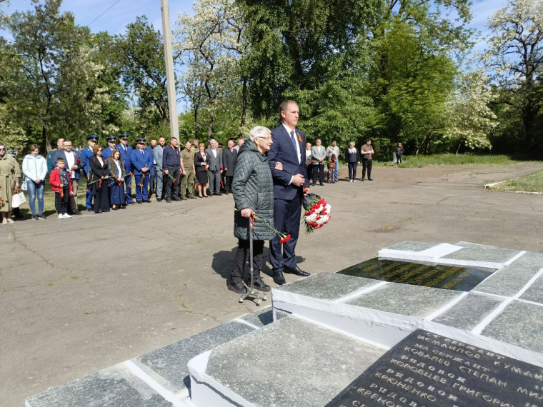 В Шахтерске отпраздновали День Победы. В Шахтерске отпраздновали День Победы.