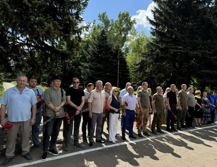 Митинг, посвященный Дню памяти и скорби. Митинг, посвященный Дню памяти и скорби.