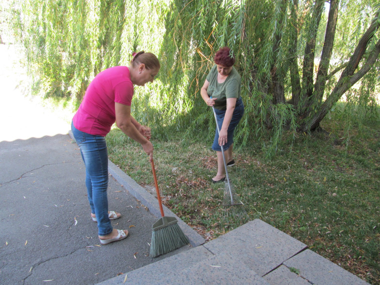 В Шахтерском округе продолжается благоустройство. В Шахтерском округе продолжается благоустройство.